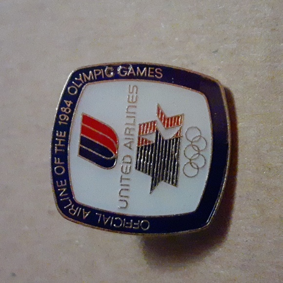 Los Angeles 1984 Olympic Collector Lapel Pins x 2 - Picture 3 of 6